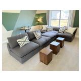 SECTIONAL SOFA W/PILLOWS