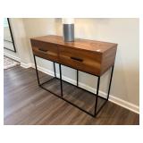 CONSOLE TABLE