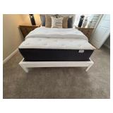 QUEEN BED W/MATTRESS
