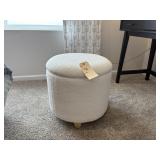 STORAGE POUF