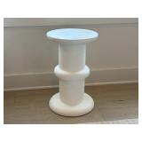 ACCENT TABLE