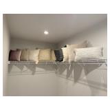 10 PC ASSORTED PILLOWS