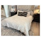 13PC ASSORTED BEDDING