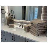 ASSORTED BATH LINENS & GLASS BOTTLES
