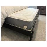 QUEEN MATTRESS SET