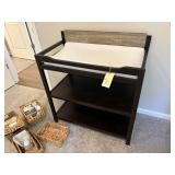 CHANGING TABLE