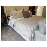 ASSORTED KING BEDDING