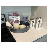 8PC KITCHEN ITEMS