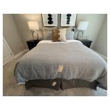 12PC QUEEN BEDDING
