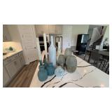 ASSORTED DECOR ITEMS