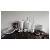 ASSORTED DECOR ITEMS