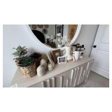 ASSORTED DECOR ITEMS