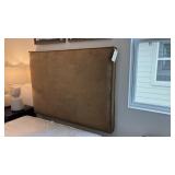 FULL WALL-MOUNTED HEADBOARD