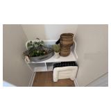 11PC ASSORTED DECOR ITEMS