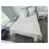 11PC QUEEN BEDDING