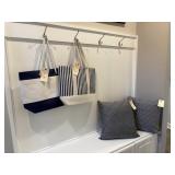 4PC DECOR ITEMS