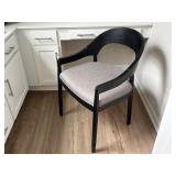 ARM CHAIR
