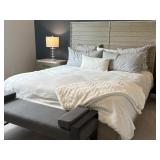 8PC KING BEDDING