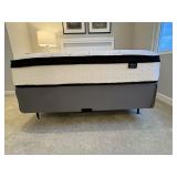 FULL MATTRESS SET W/METAL FRAME