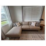 SOFA W/ CHAISE