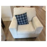 2PC ARM CHAIR