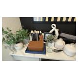 ASSORTED OFFICE ITEMS