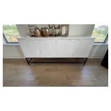 SIDEBOARD