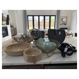 11PC MISC DECOR