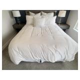 12PC QUEEN BEDDING