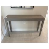 CONSOLE TABLE