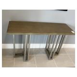 CONSOLE TABLE