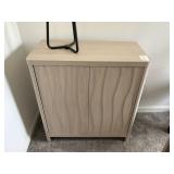 2PC ACCENT CABINETS