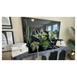 ASSORTED DECOR ITEMS