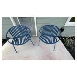 2PC OUTDOOR CHAIRS