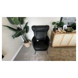WINGBACK ARMCHAIR