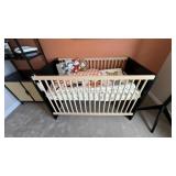 2PC CRIB & MATTRESS W/ BEDDING