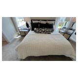 ASSORTED KING BEDDING