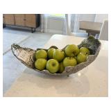 DECORATIVE TRAY