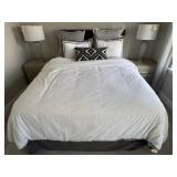 9PC QUEEN BEDDING