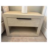 2PC NIGHTSTANDS