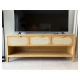 MEDIA CABINET