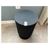 ACCENT TABLE