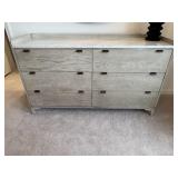 3PC DRESSER & NIGHTSTANDS
