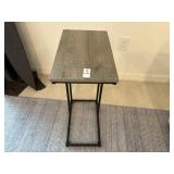 ACCENT TABLE