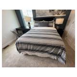 ASSORTED FULL BEDDING