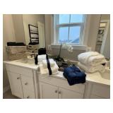 ASSORTED BATH ITEMS