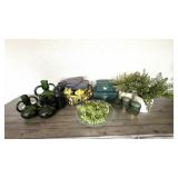 ASSORTED DECOR ITEMS
