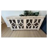 MEDIA CABINET