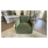 SWIVEL ARMCAHIR