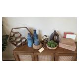 11PC ASSORTED DECOR ITEMS